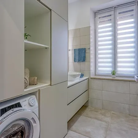 Franko Apartment *